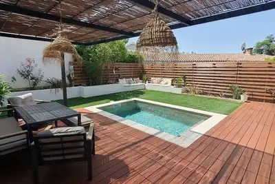 Image de Maison individuelle avec piscine privée au cœur de la Provence