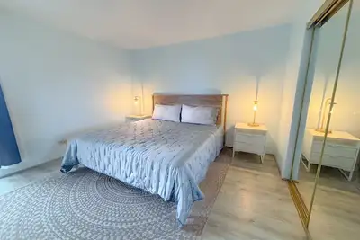 Image de Chic Waikiki Skytower 1-Bedroom | Enclosed Lanai