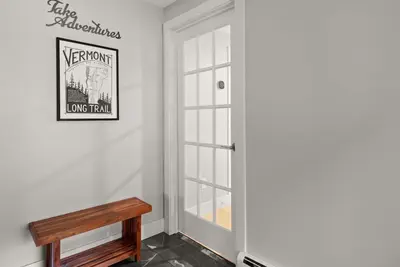 Image de Elegant Stowe getaway - 5 minutes to downtown - 15 minutes to the mountain