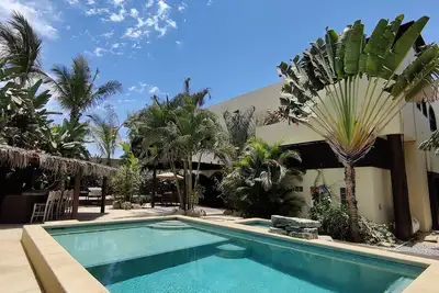 Image de Villa Lunas de Mar, secret spot in Pescadero, sleeps 10, 4 bdrms, pool