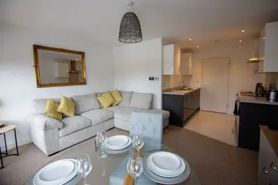 Image de Appartement-Salle de bain privée séparée-Moderne-Vue sur Rue-Hilltop Apartment