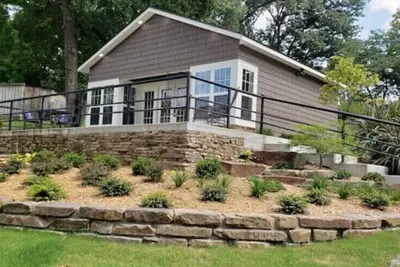Image de The Cale House-Grand Lake Waterfront. Dock. Pets ❤