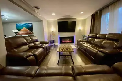 Image de The Family and Friends Home\n