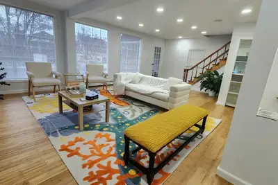 Image de Beach House, Five Minutes walk to the beach, Very Spacious