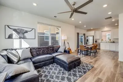 Image de Best Mountain View home right next to Blue Arena, Centerra, Mcr, Embassy Suites