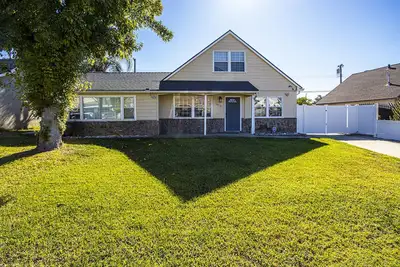 Image de Timeless Elegance + Prime Location