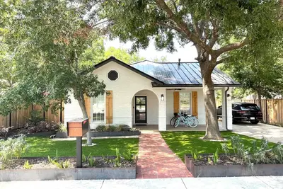 Image de The Lone Star Bungalow