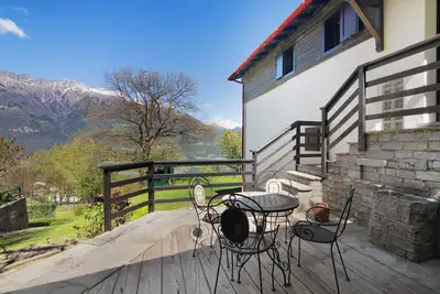 Image de Maison de vacances 'Natura et Relax' avec vue sur la montagne, terrasse privée et Wi-Fi