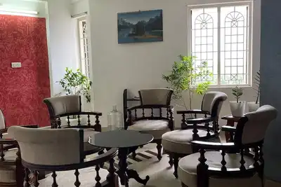 8 min walkable distance from museum, zoo and kanakakunnu palace\nPrime location