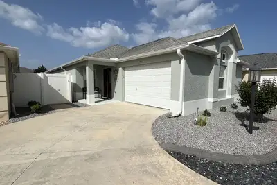 Image de Beautiful, Conveniently Located Home w/Golf Cart & Free WiFi!