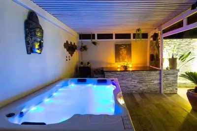 Image de Luxury Duplex - Private Jacuzzi - Center Hivernage