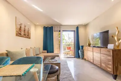 Image de Somptueux appart Coeur de l'Hivernage - Piscine