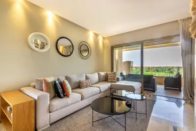 Image de Stylish In Prestigia Area - Pool View ⭐️⭐️⭐️