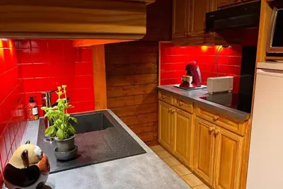 Image de 3ème étage, balcon, parking, télévision, casier à ski, 55m², Châtel