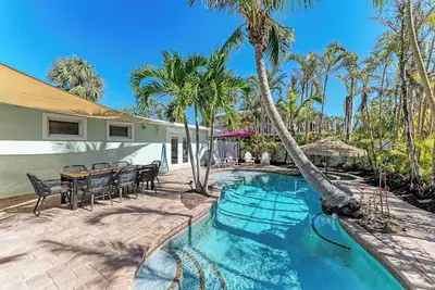 Image de Tinas Piece of Paradise - 4br private pool home - Island Real Estate Vacations