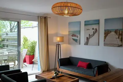 Image de Large house near beach and center of Carteret (6 pers. + baby)