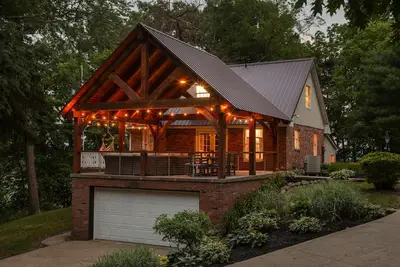 Image de Oakbridge Retreat w/Tennis Court, 10 min to Mohican