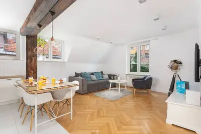 Warsaw Stylish Apartment near Vistula