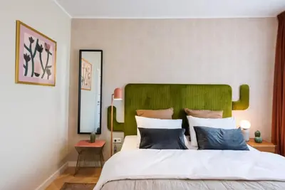 Ecru Eclectic City Apartment near Old Town