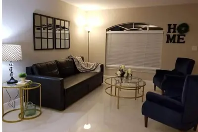 Image de Beautiful Relaxed Sebring Home.