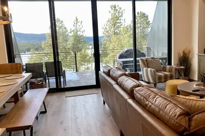 Image de New 4bd, 4ba, Sleeps 13, Close to Ski Lifts, Sauna, Mtn Views