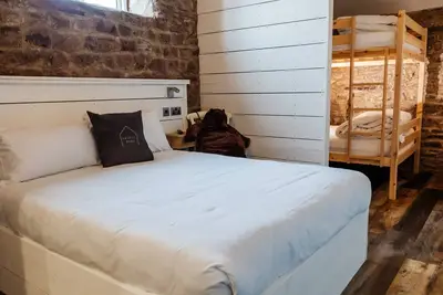 Image de Famille-Confort-Salle de bain privée séparée