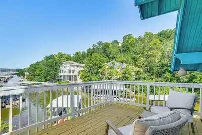 Image de Private Dock + Fire Pit: Camdenton Retreat!