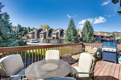 Image de Cozy Colorado Retreat w/ Deck, Grill & Pool Access