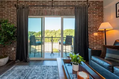 Image de Modern 1br Flat: Free Parking, Ac, Getaway Ready!