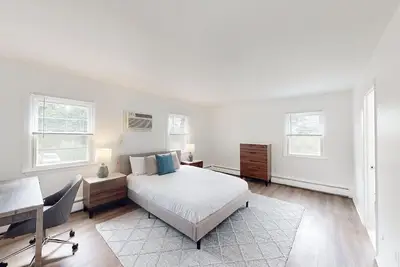 Image de Pine Brook Apartments: Luxurious living in a stunning wooded setting