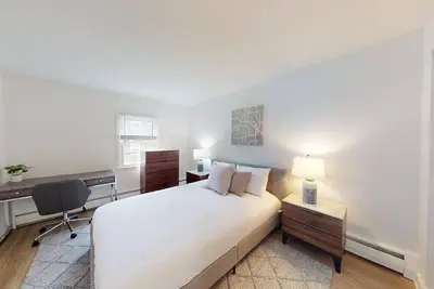 Image de Pine Brook Apartments: Luxurious living in a stunning wooded setting
