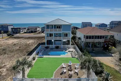 Image de 5br/3. 5BAHome - 2nd Row, Ocean Views, Pool, Elevator, Sleeps 12
