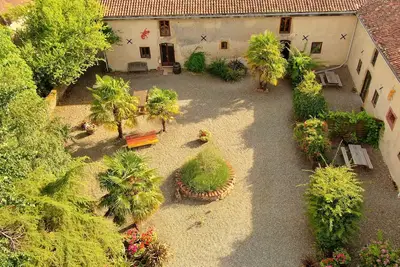 Image de Rural Gites Hidden in Madiran Vines