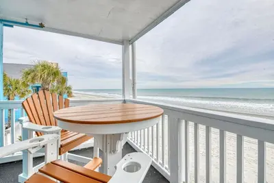 Image de Beach House 217, two-bedroom, two-bath ocean front condo