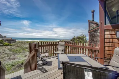 Image de Oceanfront Beach House with two Master Suites