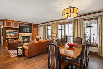 Image de The Ritz-Carlton Club | 3 Bedroom Residence 8310, Ski-in & Ski-out Resort in Aspen Highland
