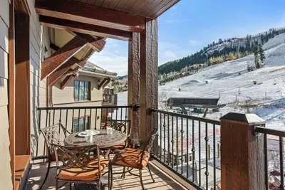 Image de The Ritz-Carlton | Three-Bedroom Premier Residence 8305, Ski-in & Ski-out Resort in Aspen Highlands