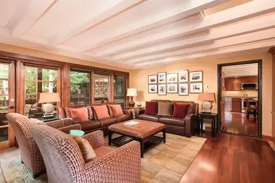 Image de Fasching Haus Unit 9 & 10 | 6 Bedroom, 6 Bth Condo, 2 Blocks to Downtown Aspen