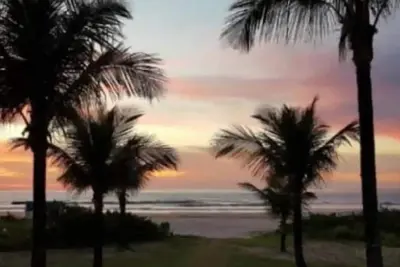 Image de Encantador Apto Térreo, pé na Areia Mesmo, em Bertioga