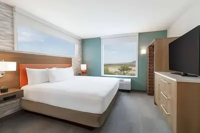 Image de Mesa's Hidden Gem! Free Breakfast, Outdoor Pool, Pets Allowed, Free Parking!