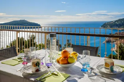 Image de Appartement 'Résidence Le Clos Charmerade' avec vue sur la mer, Wi-Fi et climatisation
