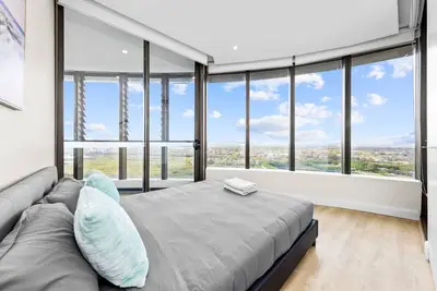 Image de Amazing city view high level Apt in Olympic Park