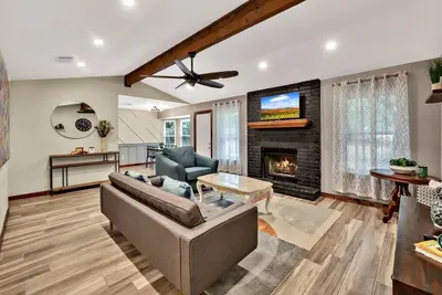 Image de New! Cozy Retreat Located 15 minutes to Waco