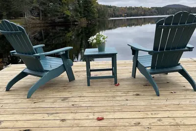 Image de Adirondack Home on Lake Snow