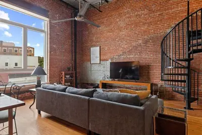 Image de Cajun Stays-Buchanan Loft #4