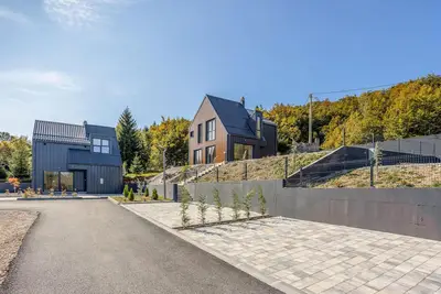 Image de Superbe maison Ă Stari Laz avec sauna