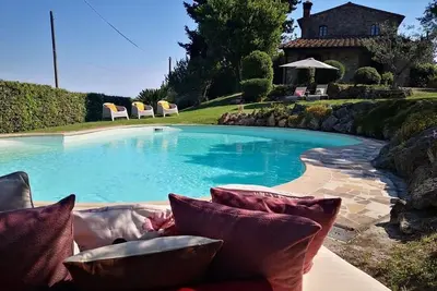 Image de Charmante villa Ă Chianni, piscine, climatisation, jardin et pergola, 9 pers