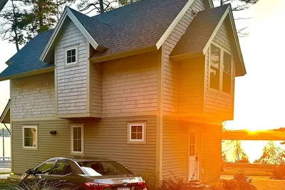 Winnipesaukee house\nw/ dock included.