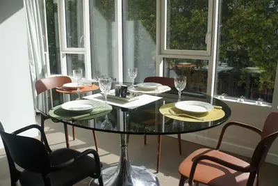 Image de Accessible Latin Quarter flat - contemporary luxury a block from the Seine