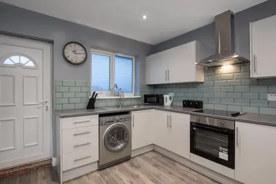 Image de Peterlee Central Apartment Sleeping 16 guests